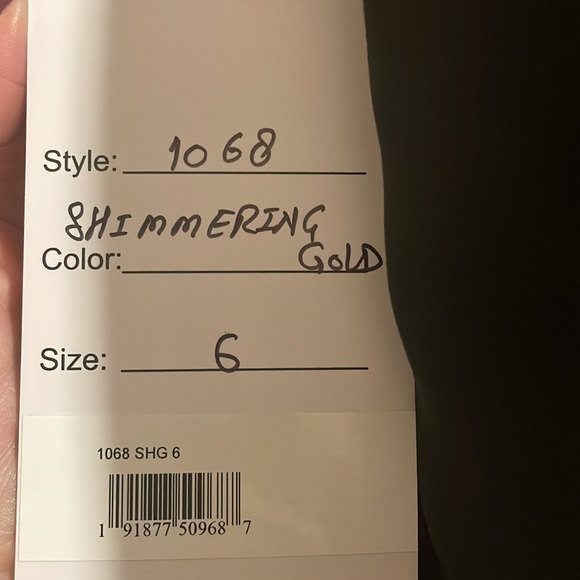 MAC DUGGAL 1068 OMBRE SEQUIN HIGH SLIT SHIMMERING GOLD GOWN sz 6 - Picture 6 of 6